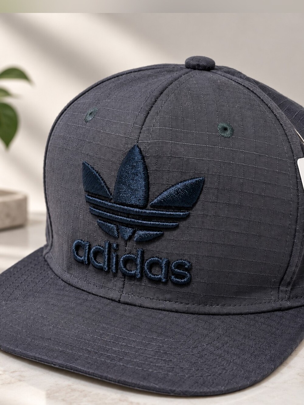 NWT Adidas Originals Trefoil Plus Snapback Dark Grey Ripstop Hat OSFM